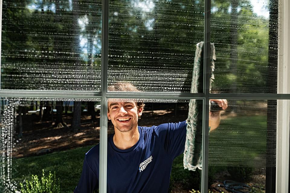 094760ee-6f01-4582-94e0-f66cc168aea1-2-7178165main_background-DSC04218-(2)