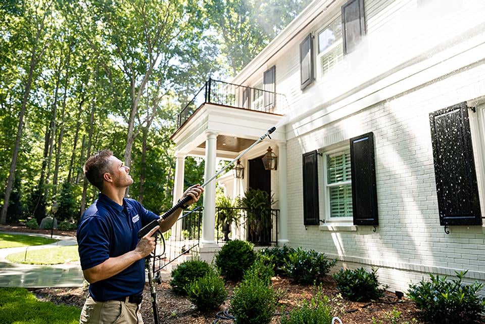 094760ee-6f01-4582-94e0-f66cc168aea1-2-7178165services_image_bottom_small-DSC04068